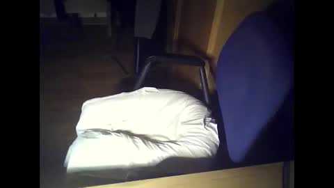 bekklove1 online show from March 3, 2026, 1:23 am