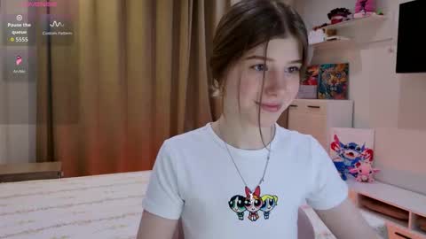 Bella online show from March 25, 2026, 9:10 pm