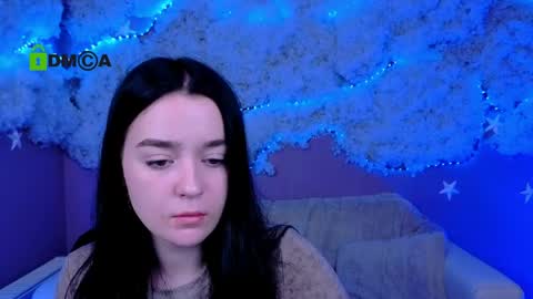 Snapshot of bella_dorn chatting on May 19, 2026, 7:09 pm Bella online show from May 19, 2026, 7:09 pm