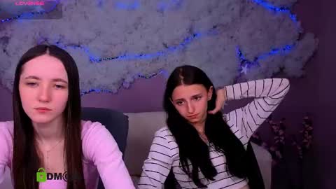 Snapshot of bella_dorn chatting on June 18, 2026, 7:51 pm Bella online show from June 18, 2026, 7:51 pm