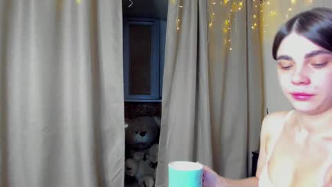 Snapshot of bella_foryou chatting on December 17, 2024, 1:18 am NastyaThere are legends that in this room all your wishes can come true  Private is Open online show from December 17, 2024, 1:18 am