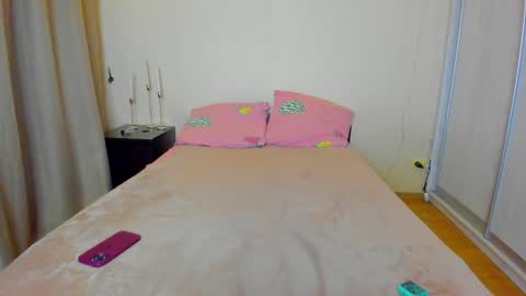 Snapshot of bella_foryou chatting on December 28, 2024, 12:57 am NastyaThere are legends that in this room all your wishes can come true  Private is Open online show from December 28, 2024, 12:57 am