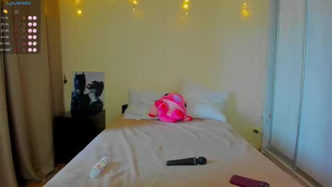 Snapshot of bella_foryou chatting on February 12, 2025, 4:12 am NastyaThere are legends that in this room all your wishes can come true  Private is Open online show from February 12, 2025, 4:12 am