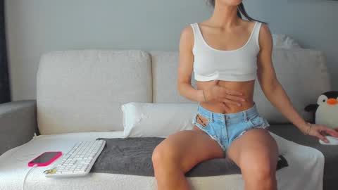 Anna  online show from January 19, 2025, 8:18 am