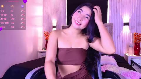 Snapshot of bella_martini_ chatting on May 28, 2026, 12:24 pm bella_martini_ online show from May 28, 2026, 12:24 pm