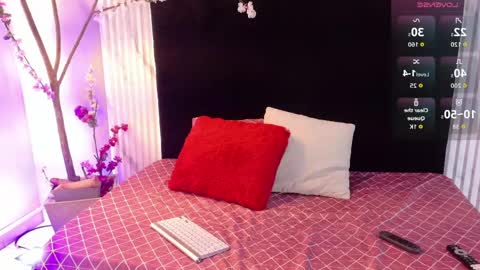 BELLA online show from April 13, 2026, 3:56 am