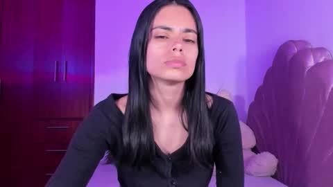 Valeria Model Independent online show from September 28, 2025, 5:02 am