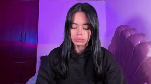 Valeria Model Independent online show from October 28, 2025, 5:22 am