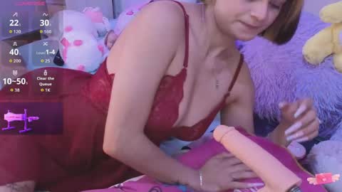 bella_thixx online show from April 7, 2026, 3:18 am