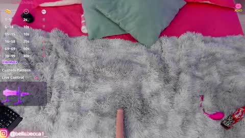 Bella Becca  online show from December 19, 2024, 9:17 pm