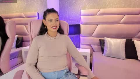 Snapshot of bellaagrace chatting on January 14, 2026, 4:18 am bellaagrace online show from January 14, 2026, 4:18 am