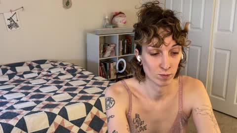 bellababy444 online show from January 28, 2025, 5:14 pm