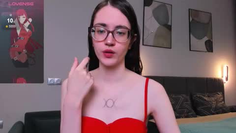 Snapshot of bellacatlovesmeat chatting on October 13, 2025, 6:52 pm BellaCatLovesMeat online show from October 13, 2025, 6:52 pm