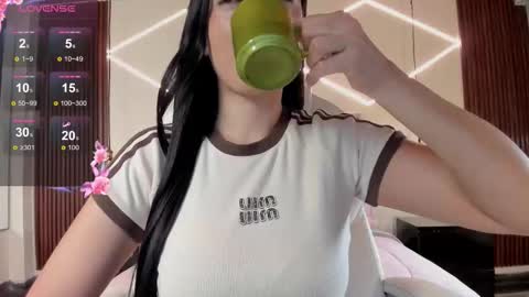 Bella Clair online show from March 20, 2026, 3:17 pm