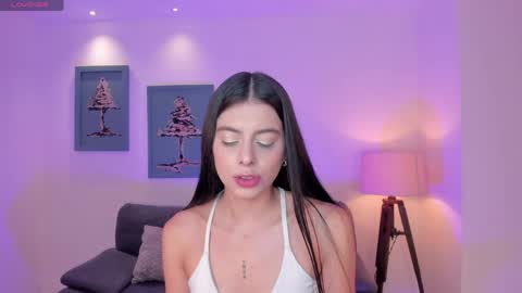 Bella online show from June 6, 2026, 8:46 pm