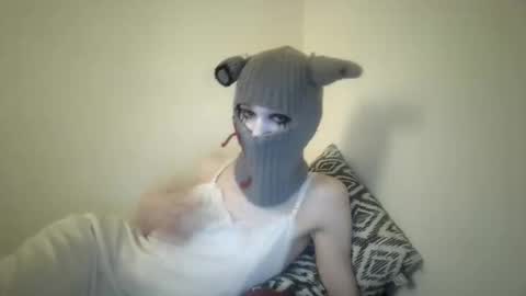 BelladonnaGirlGod05 online show from May 15, 2026, 4:52 am