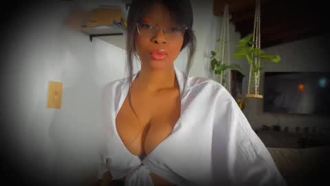 Bellah online show from March 21, 2026, 11:15 am