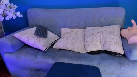 Bella Marie online show from March 25, 2026, 1:22 am