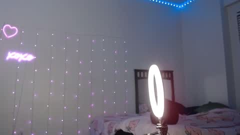 Bella Monroe online show from February 21, 2025, 7:45 am