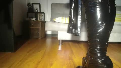 Camille  online show from January 26, 2025, 1:20 am