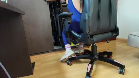 Camille  online show from September 18, 2025, 8:55 pm