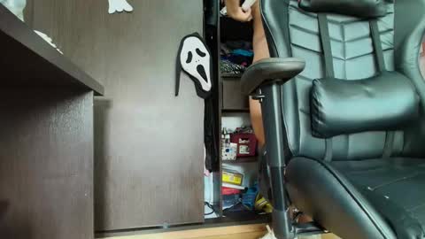 Camille  online show from October 18, 2025, 9:15 pm