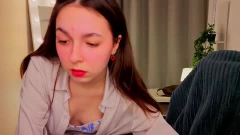 Snapshot of bellasvity chatting on March 10, 2026, 5:12 am Bella online show from March 10, 2026, 5:12 am