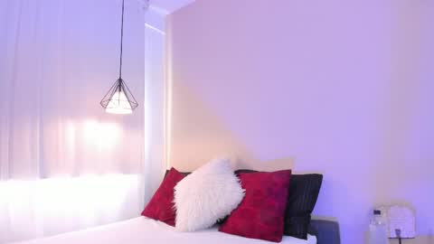 Bella Wild online show from February 28, 2026, 2:18 pm