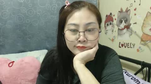 Snapshot of bellbabe chatting on February 19, 2025, 11:17 am Bella online show from February 19, 2025, 11:17 am