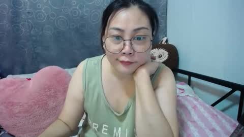 Snapshot of bellbabe chatting on October 10, 2025, 12:04 pm Bella online show from October 10, 2025, 12:04 pm