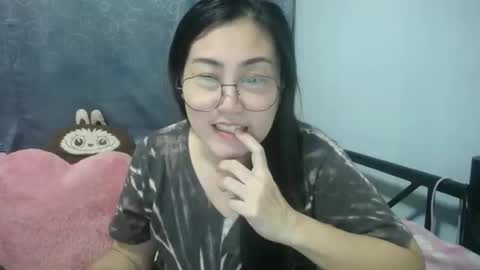 Snapshot of bellbabe chatting on November 5, 2025, 2:50 pm Bella online show from November 5, 2025, 2:50 pm