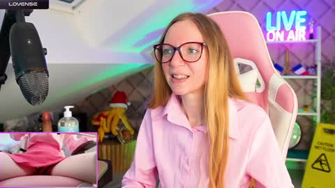 Snapshot of belle_alice chatting on January 6, 2025, 7:42 am Alice online show from January 6, 2025, 7:42 am