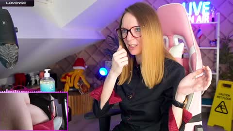 Snapshot of belle_alice chatting on January 20, 2025, 10:40 am Alice online show from January 20, 2025, 10:40 am