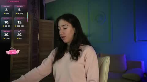 Bella online show from November 16, 2025, 3:39 pm