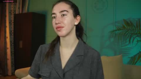Snapshot of belle_via chatting on June 21, 2026, 10:29 am Bella online show from June 21, 2026, 10:29 am