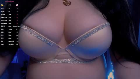 Hello I am kind friendly and cute girl online show from October 19, 2025, 9:48 pm