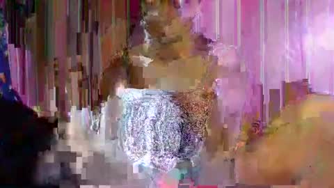 Snapshot of bellemiahxx chatting on December 5, 2024, 5:15 am bellemiahXx online show from December 5, 2024, 5:15 am