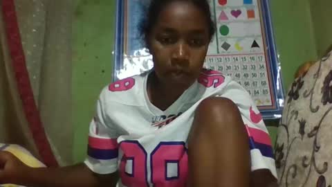 Snapshot of bellemiahxx chatting on February 23, 2026, 4:54 am bellemiahXx online show from February 23, 2026, 4:54 am