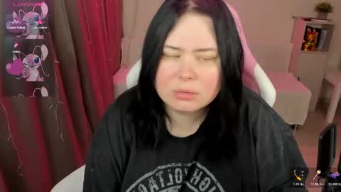 LinaBoo online show from April 14, 2026, 3:23 am