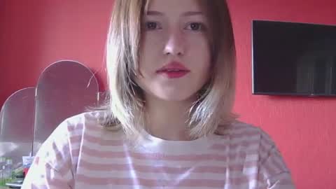 Snapshot of belovedmary chatting on June 14, 2026, 7:54 am belovedmary online show from June 14, 2026, 7:54 am