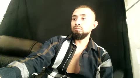 Snapshot of bemysecrett chatting on December 11, 2024, 10:03 am bemysecrett online show from December 11, 2024, 10:03 am