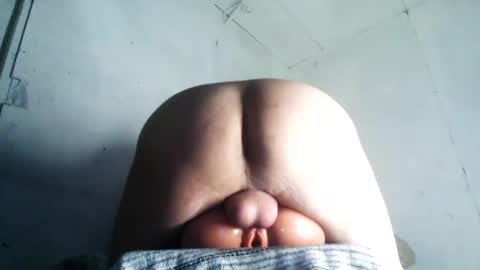 Snapshot of bemysecrett chatting on March 3, 2025, 4:14 pm bemysecrett online show from March 3, 2025, 4:14 pm