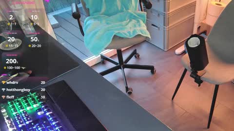 Snapshot of benaked24 chatting on January 1, 2025, 3:03 pm benaked24 online show from January 1, 2025, 3:03 pm