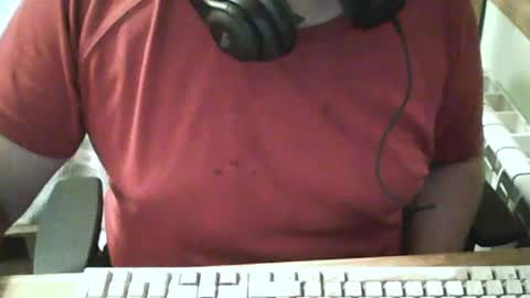 bender_35 online show from June 14, 2026, 9:50 pm