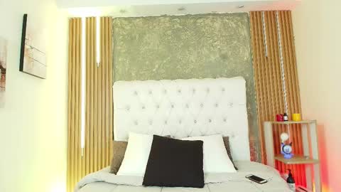 Tiffany and Bengie online show from March 19, 2026, 9:08 pm