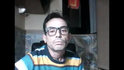 Snapshot of benidorm9 chatting on May 3, 2026, 11:44 pm benidorm9 online show from May 3, 2026, 11:44 pm