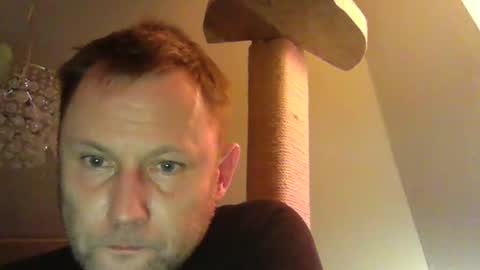 Snapshot of benizio_ chatting on December 31, 2024, 12:32 am benizio online show from December 31, 2024, 12:32 am