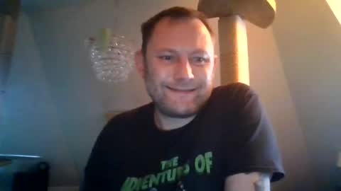 Snapshot of benizio_ chatting on January 3, 2025, 11:46 am benizio online show from January 3, 2025, 11:46 am
