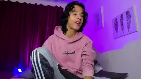 benjamin_fiore online show from January 7, 2025, 2:10 am