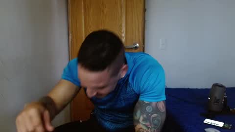 benjamin_isaac online show from December 4, 2024, 10:41 pm